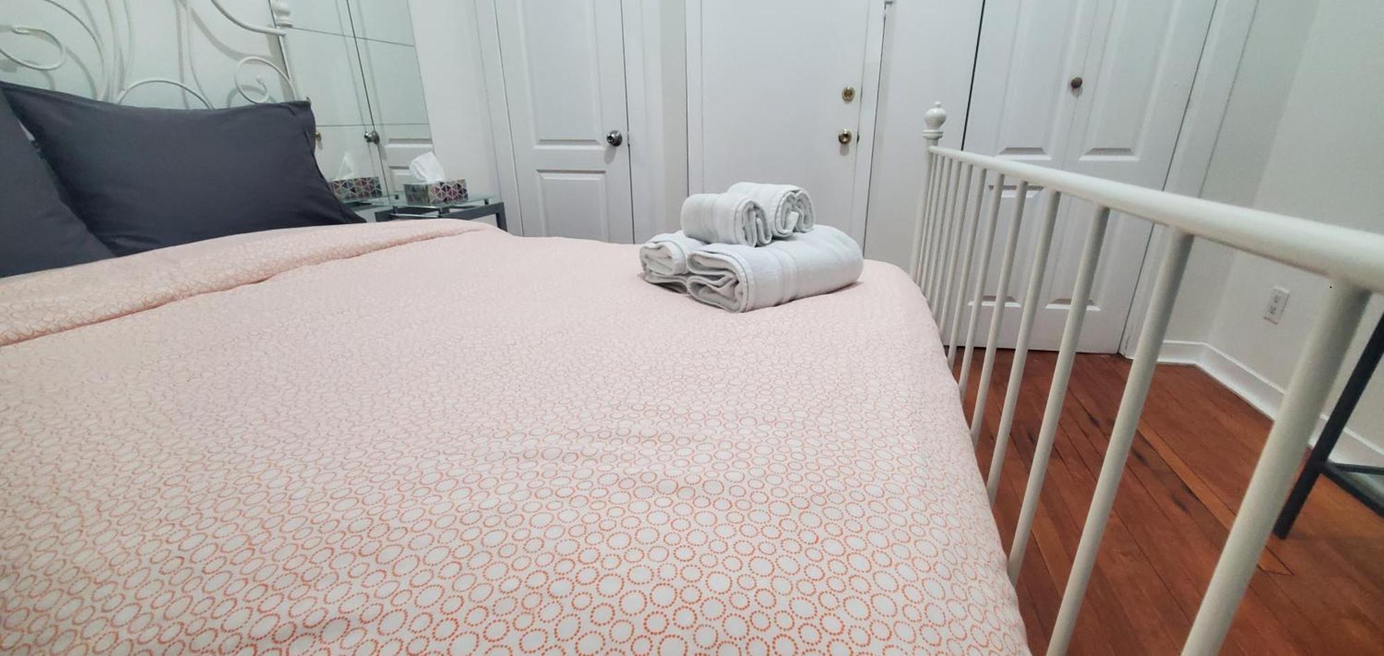 Heart Of Mtr For Memorable Experience 7Minmetro 2 Backyard Fully Equipped Villa Montréal Kültér fotó